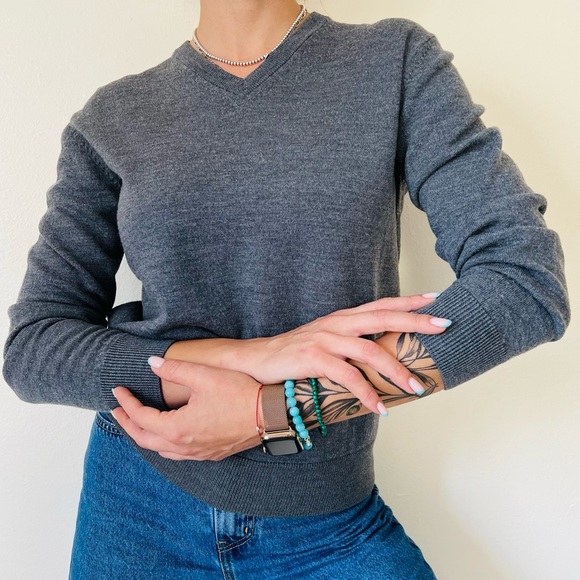 Thomas Pink Gray V-neck Pullover 100% wool sweater - Picture 3 of 8